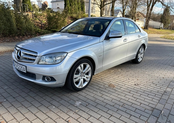 Mercedes-Benz Klasa C cena 29900 przebieg: 189000, rok produkcji 2007 z Puławy małe 137